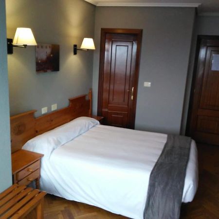Albergue Hostal Sao Telmo Tui Εξωτερικό φωτογραφία