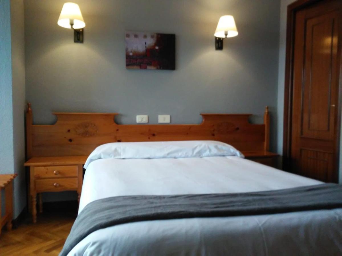Albergue Hostal Sao Telmo Tui Εξωτερικό φωτογραφία